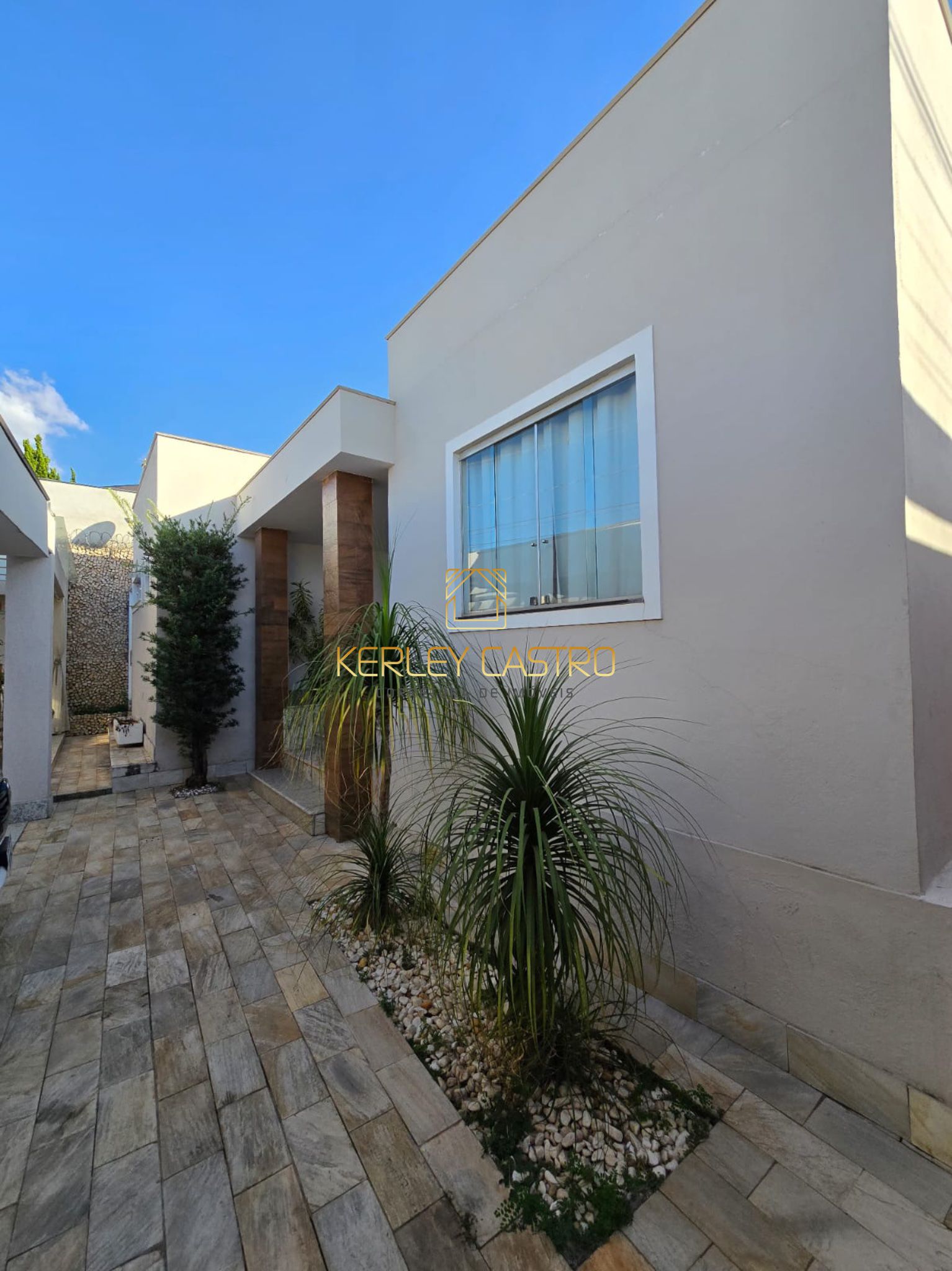 VENDO LINDA CASA COM PISCINA, SAUNA, HIDROMASSAGEM, ÁREA GOURMET-SÃO CRISTÓVÃO I